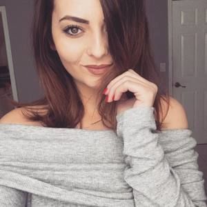 Meet your Posher, Csilla